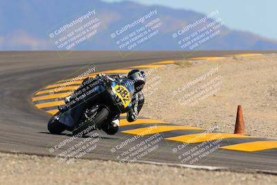 media/Oct-09-2022-SoCal Trackdays (Sun) [[95640aeeb6]]/Turn 12 (140pm)/